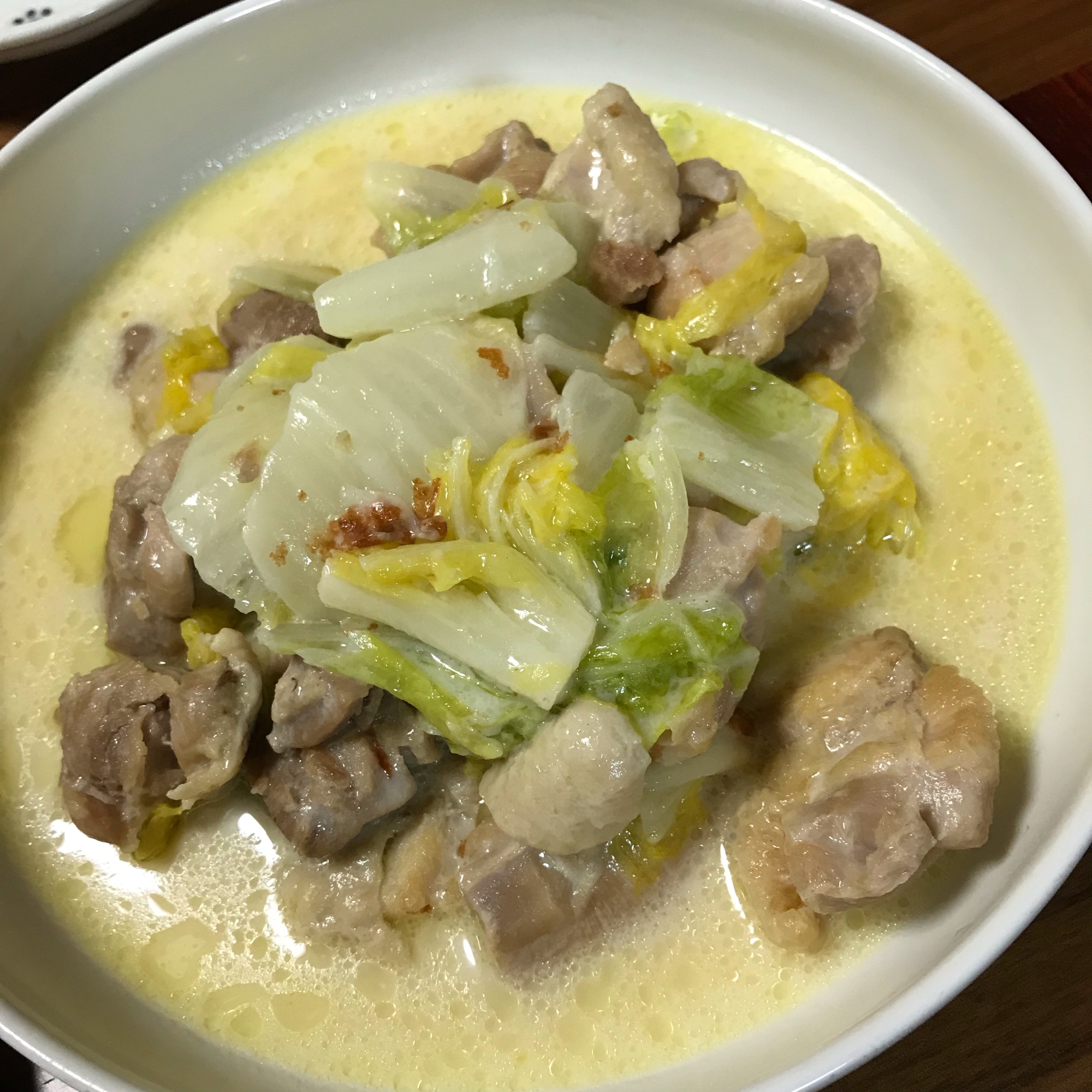 白菜と鶏モモ肉のクリーム煮