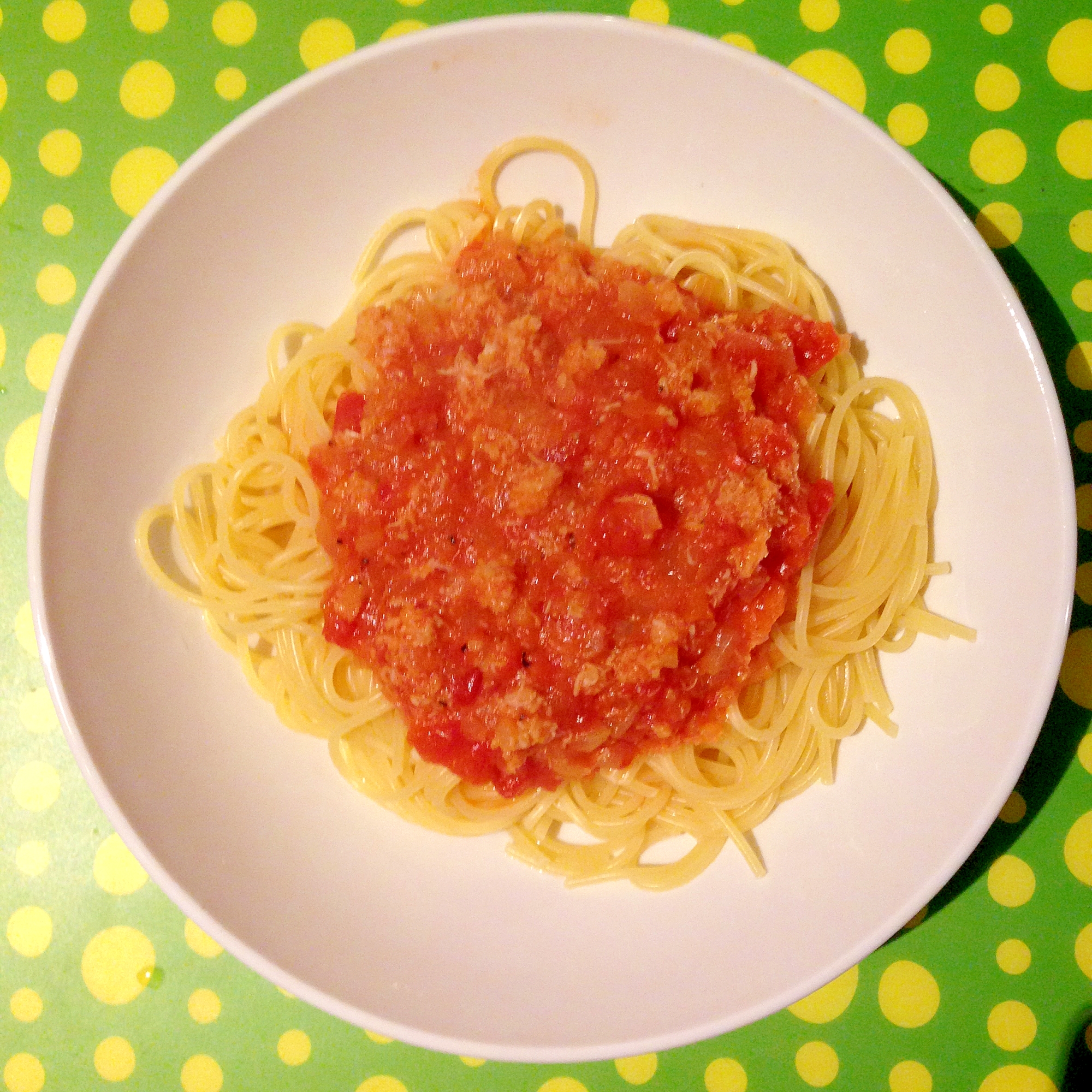 安いかに缶で✽かにトマトクリームパスタ