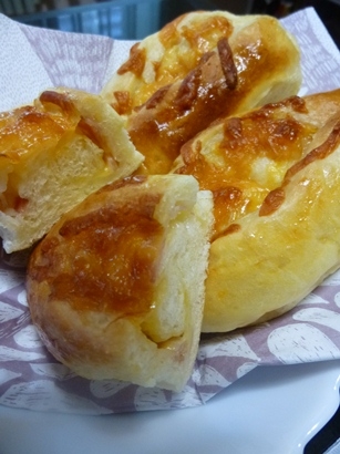 チーズたっぷりパン（ホームベーカリー）