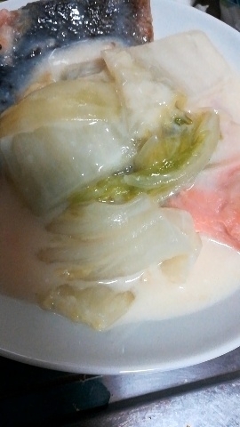 埼玉県産白菜と鮭のクリームチーズ煮