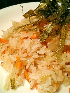 カルシウムいっぱい！ちりめんチャーハン♪
