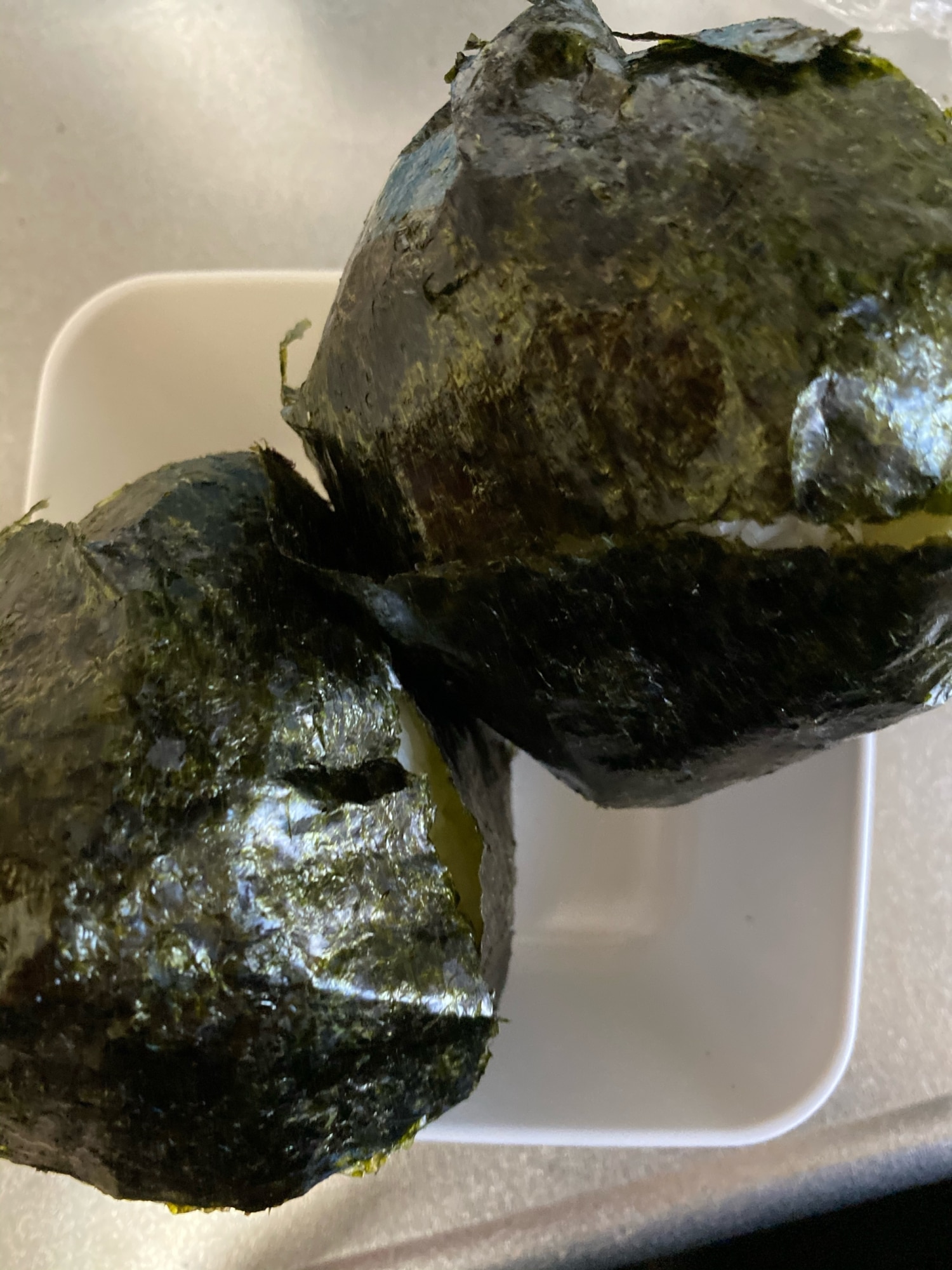 爆弾おにぎり(唐揚げ入り) レシピ・作り方 by くま大好きゆうくんママ