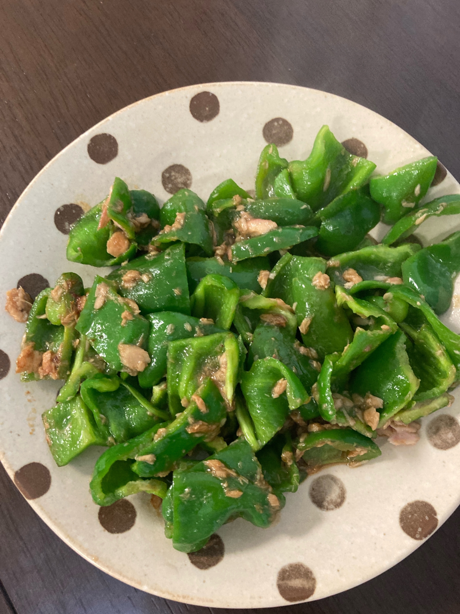 ツナ缶で！おつまみピーマン炒め