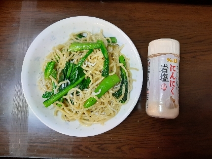 小松菜としらすでペペロンチーノ風焼きそば