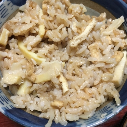 たけのこご飯、今年初でした。味がしっかりついていてとても美味しかったです。