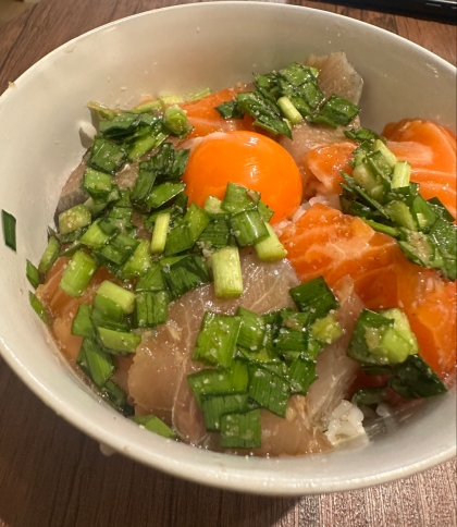 ブリの漬け丼