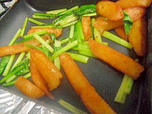 フライドポテトと小松菜の炒め物