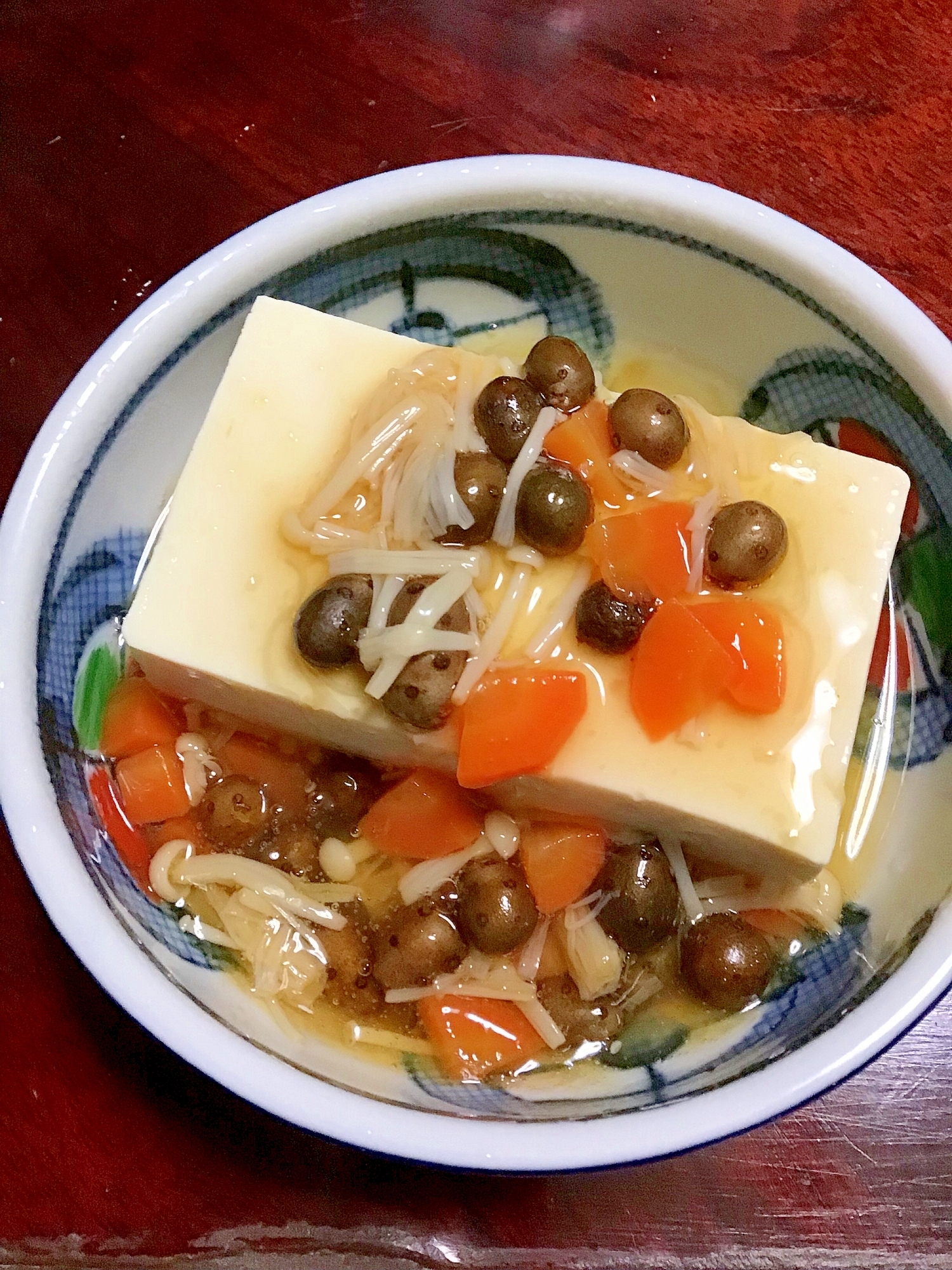 むかごの野菜餡かけ豆腐。