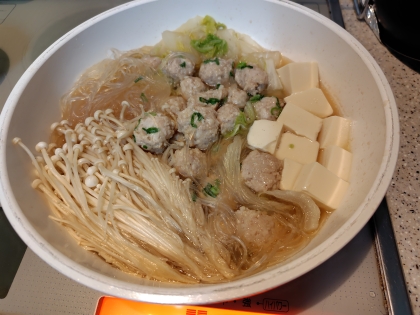 鍋の素はいりません☆簡単すぎる鶏だんご鍋♪