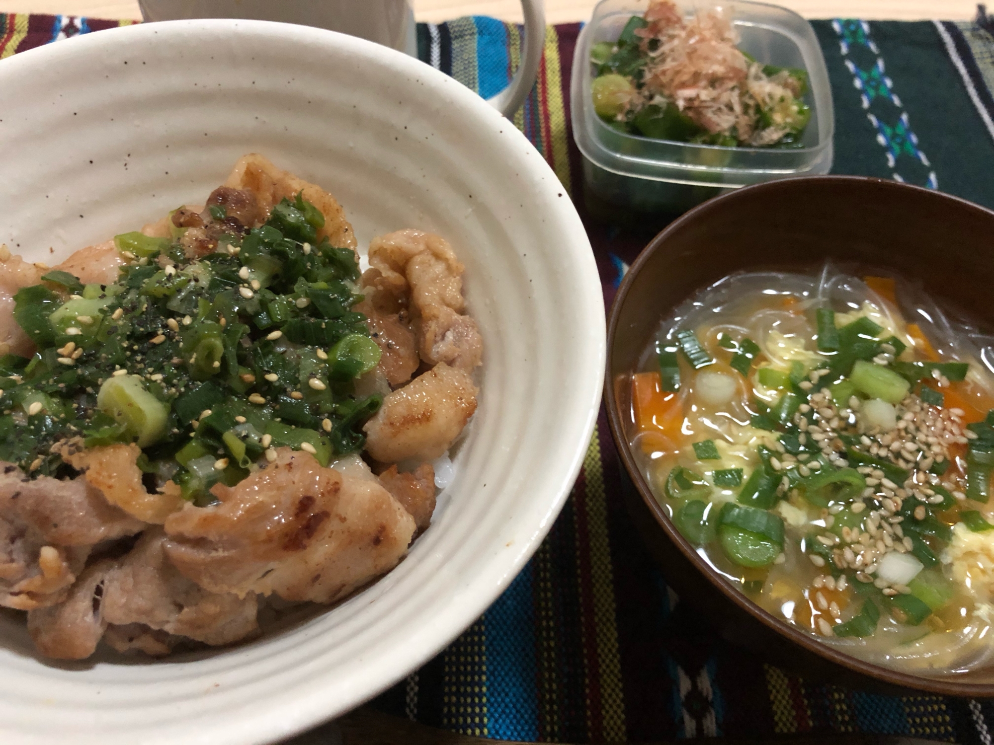 ネギ塩豚丼