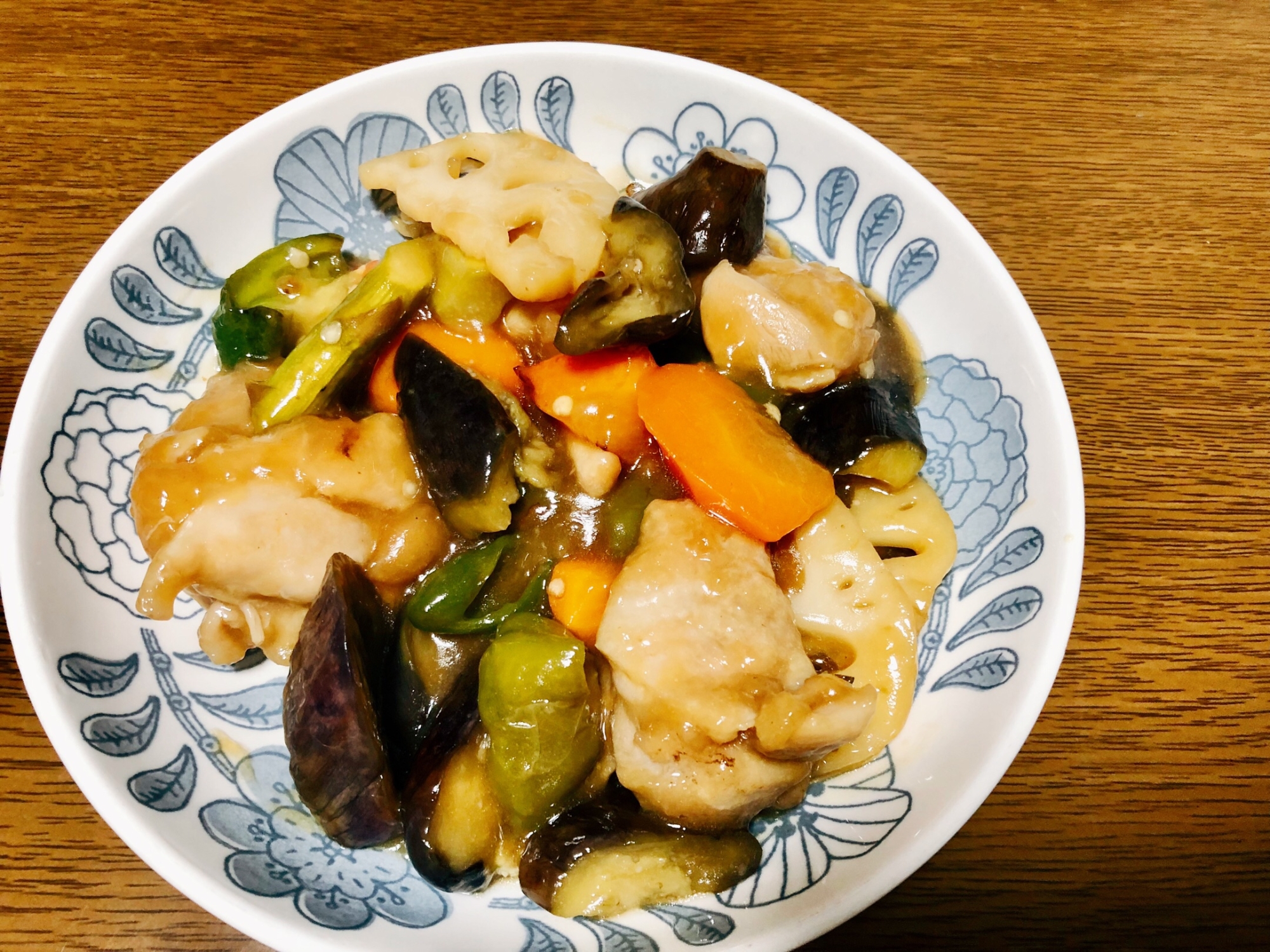 野菜たっぷり!鶏肉の黒酢あん