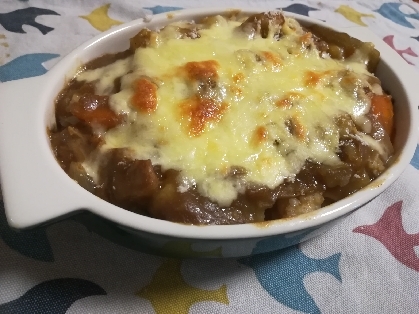 残り物のカレーがおいしく生まれ変わりました☆パン粉がいいアクセントですね！またカレーが残ったら作りたいと思います♪