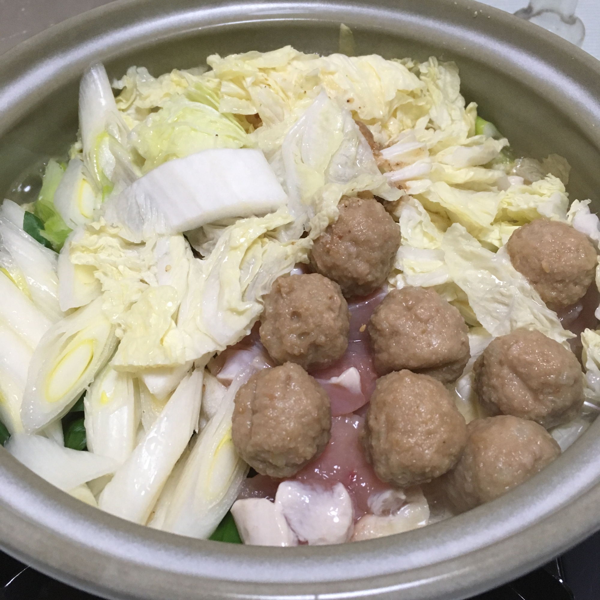 白菜と鶏むね肉の旨味噌鍋♪