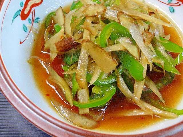 ご飯が旨い！「ピーマンとゴボウのきんぴら」