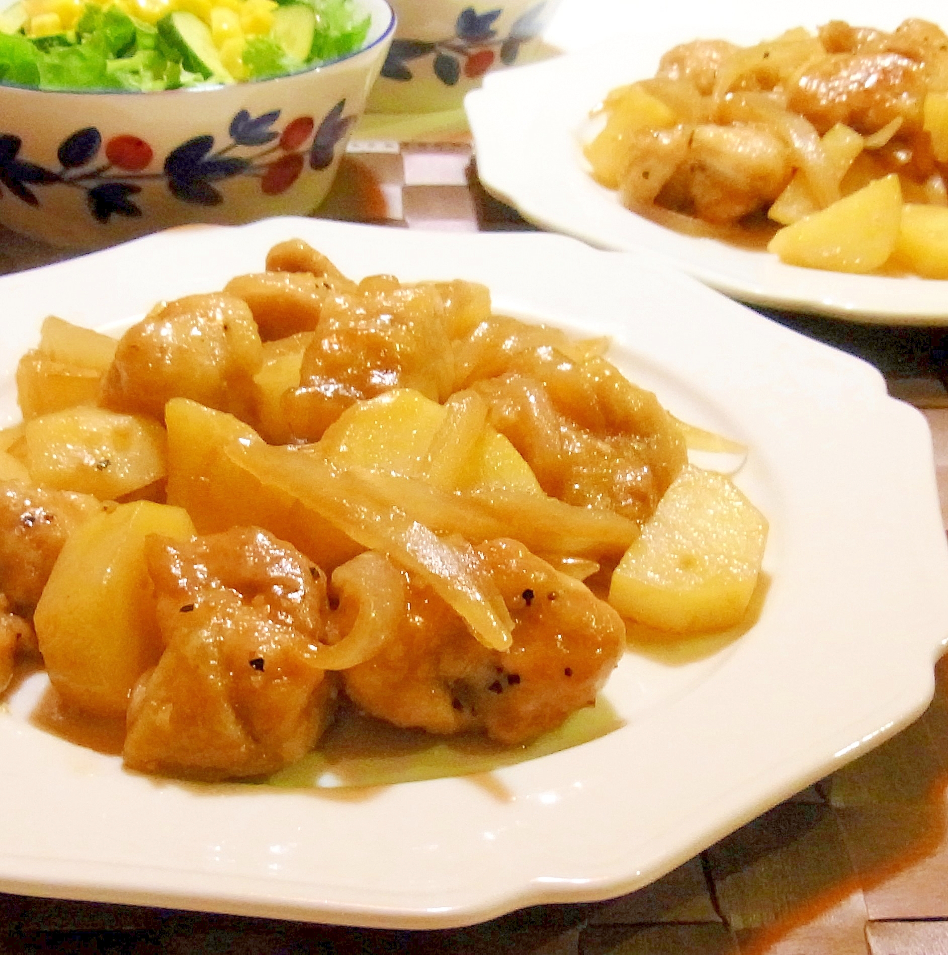 鶏肉とじゃがいもの甘辛にんにく醤油炒め