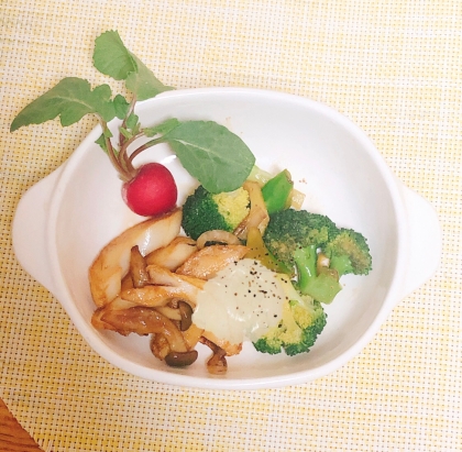 林檎の木ちゃん♪野菜とチーズのホイル焼き寒い夜ご飯にぴったりです٩（⚈̤‿⚈̤ ）۶♡素敵なレシピありがとうございますෆ