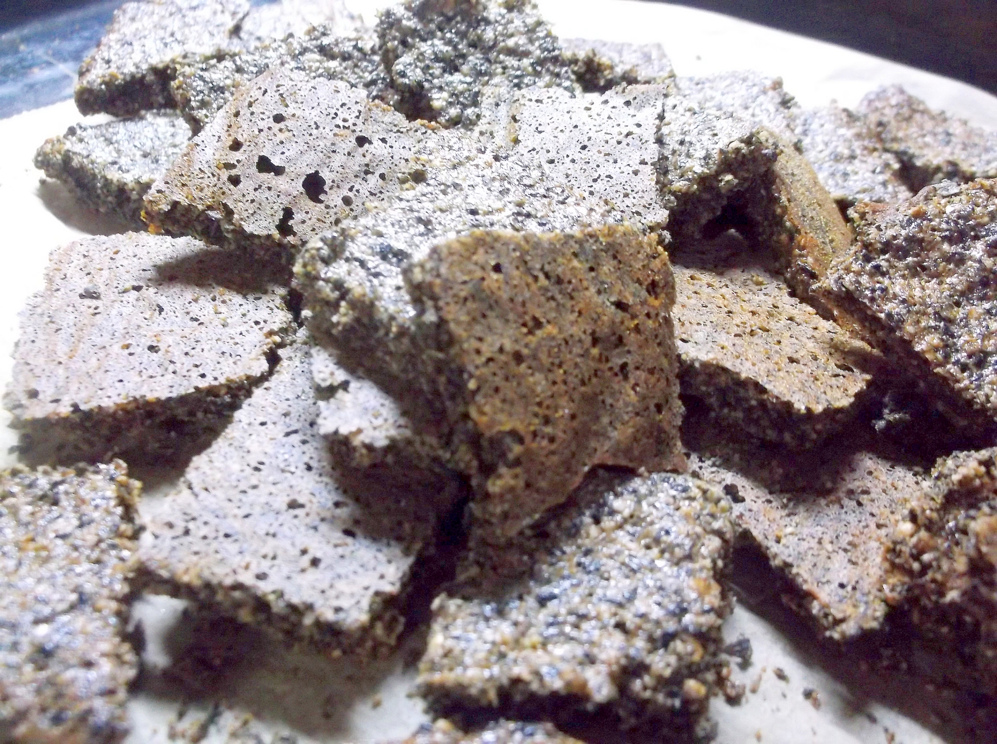 ゴマたっぷりゴマせんべい★