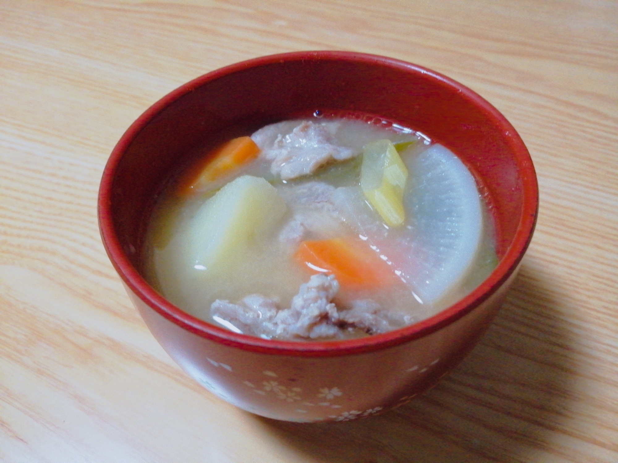 具沢山 じゃがいもと人参と大根とねぎの豚汁 レシピ 作り方 By はじゃじゃ 楽天レシピ 具沢山 じゃがいもと人参と大根とねぎの豚汁 レシピ 作り方 By はじゃじゃ 楽天レシピ