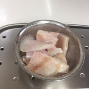 カルシウム満点 かすべの煮つけ レシピ 作り方 By 2727椿 楽天レシピ カルシウム満点 かすべの煮つけ レシピ 作り方 By 2727椿 楽天レシピ