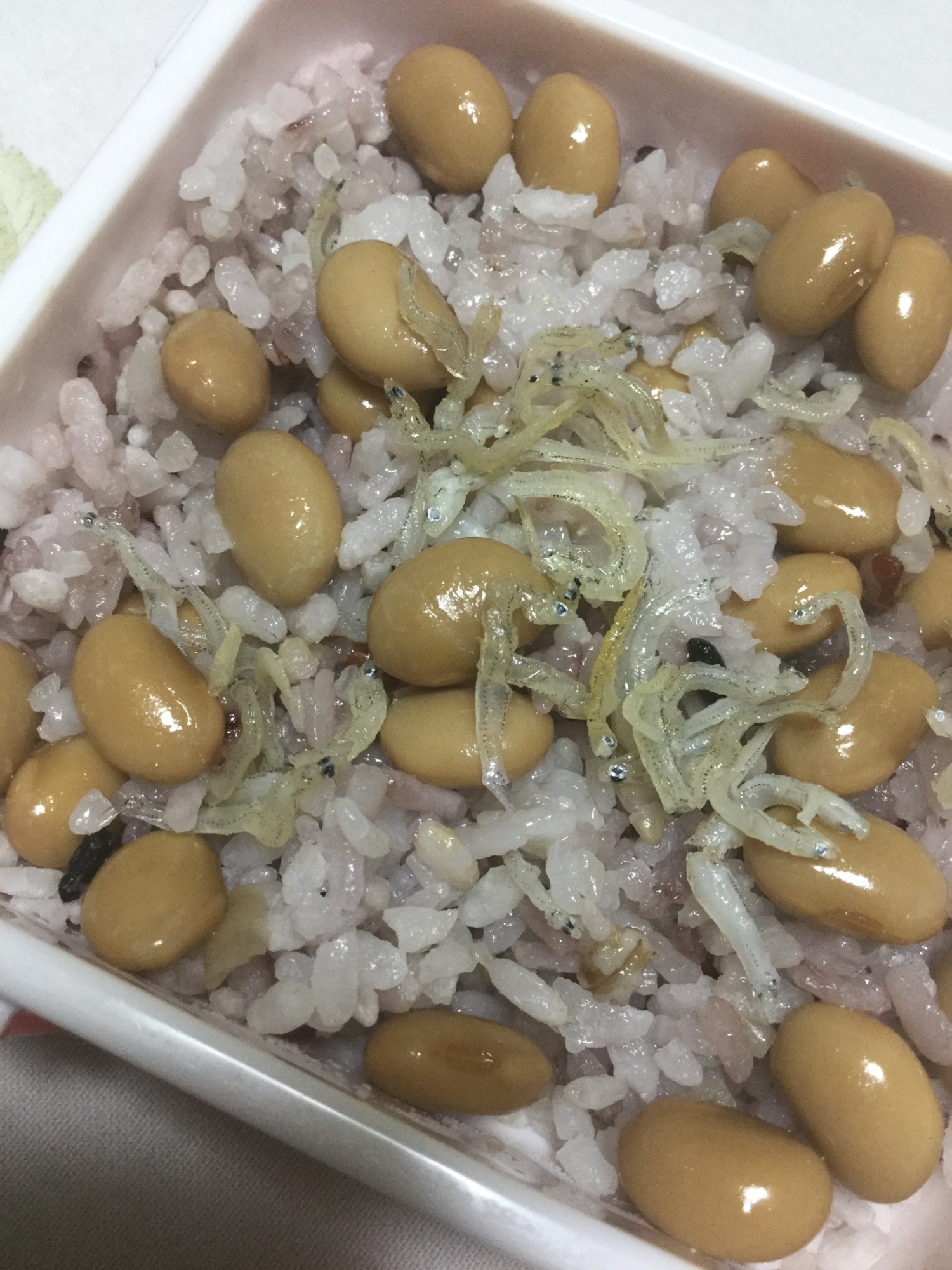 大豆としらすの混ぜ御飯