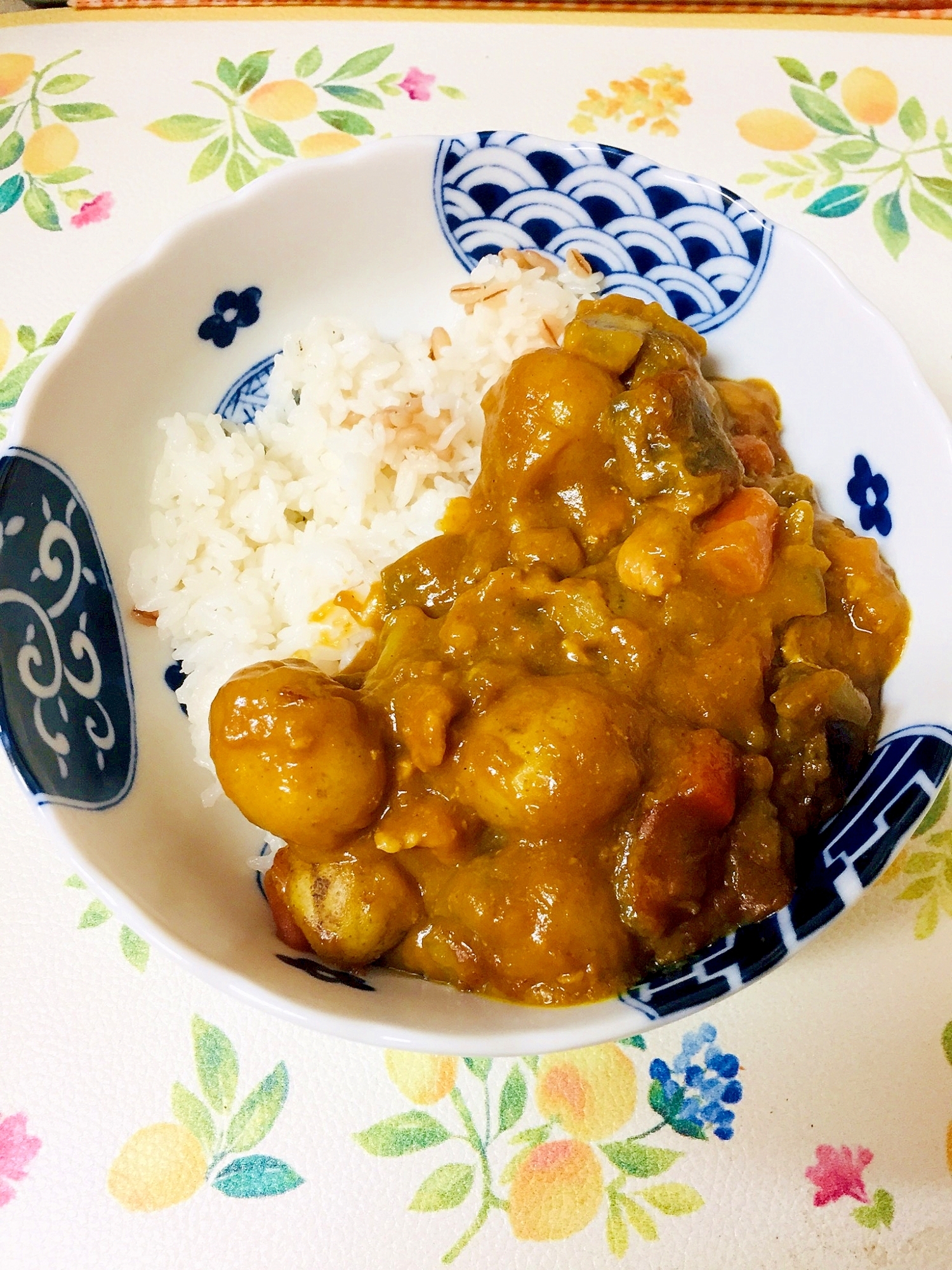 新じゃがとなすとピーマンの具沢山カレー