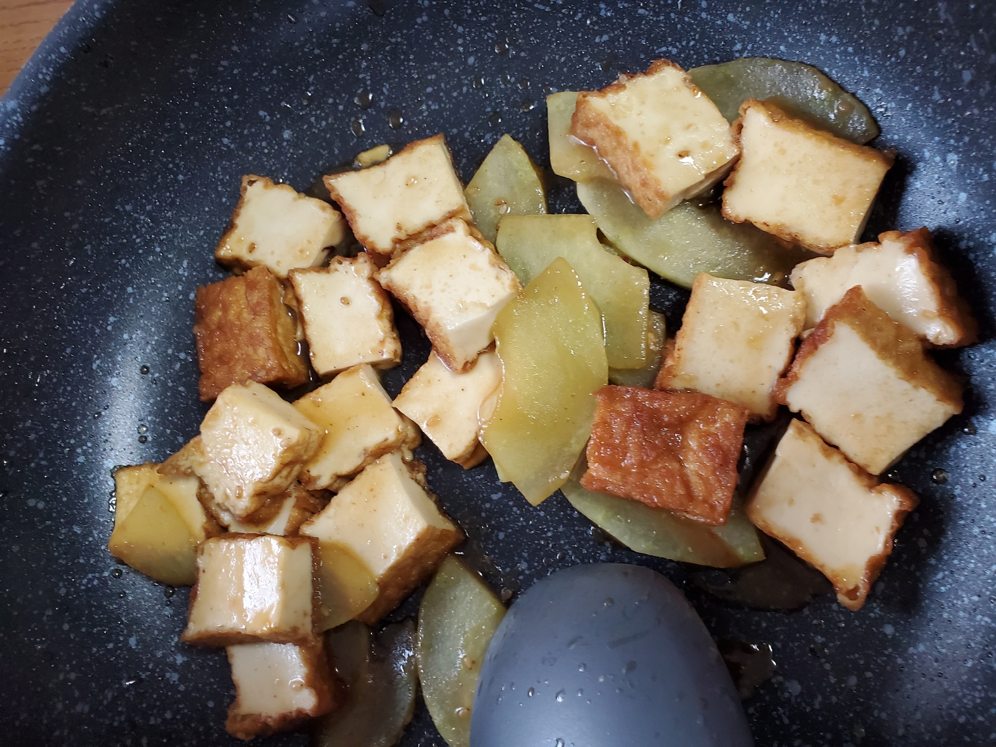 厚揚げとうりの焼肉のたれ炒め