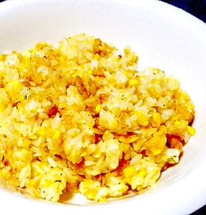 香り良いローリエを一緒に ローリエ炒飯 レシピ 作り方 By あひる課長 楽天レシピ 香り良いローリエを一緒に ローリエ炒飯 レシピ 作り方 By あひる課長 楽天レシピ