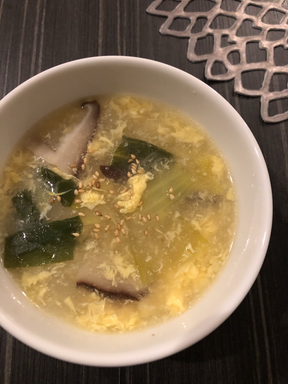 青梗菜と椎茸の玉子スープ