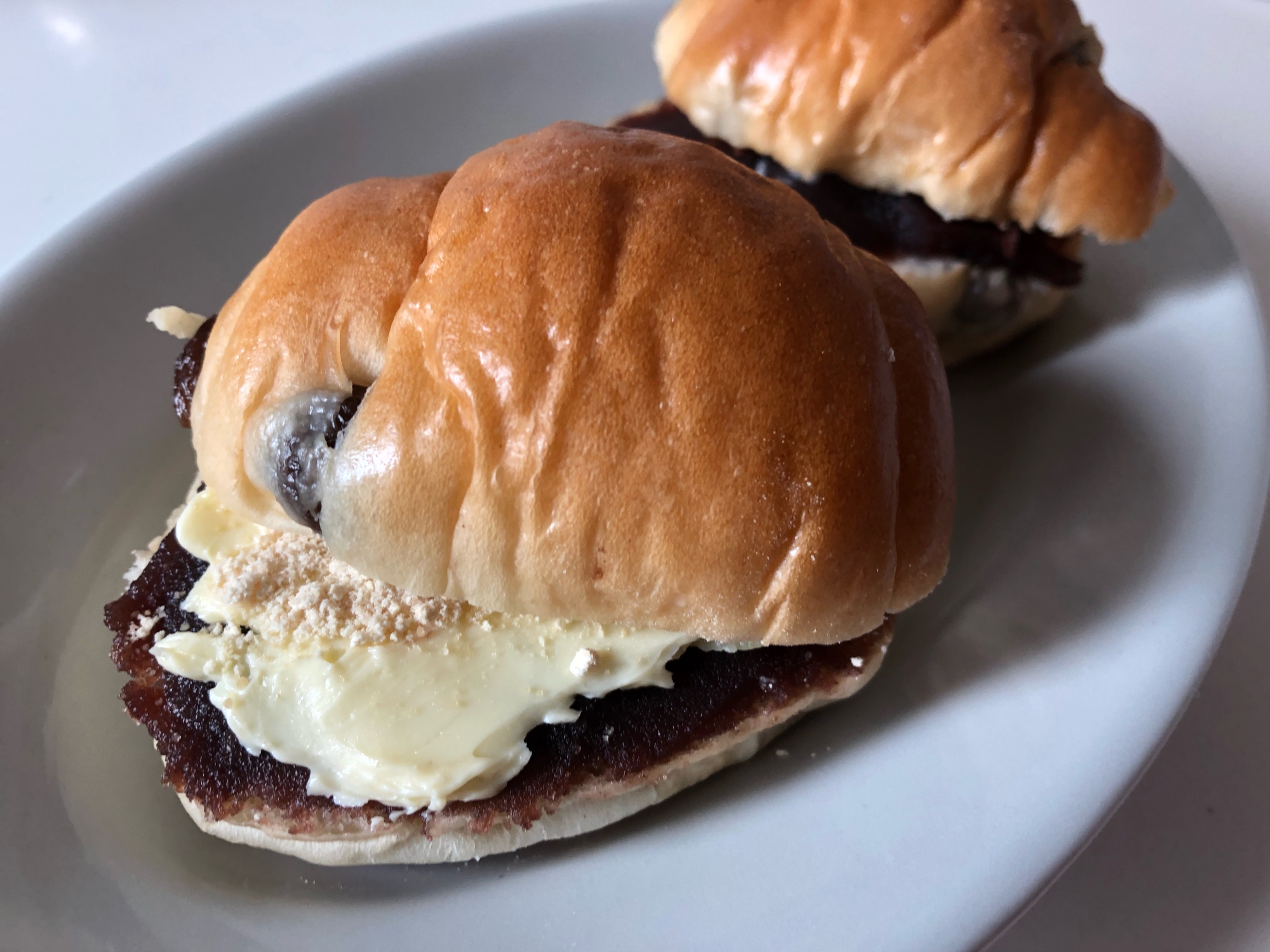 ロールパンで超カンタンあんバターサンド