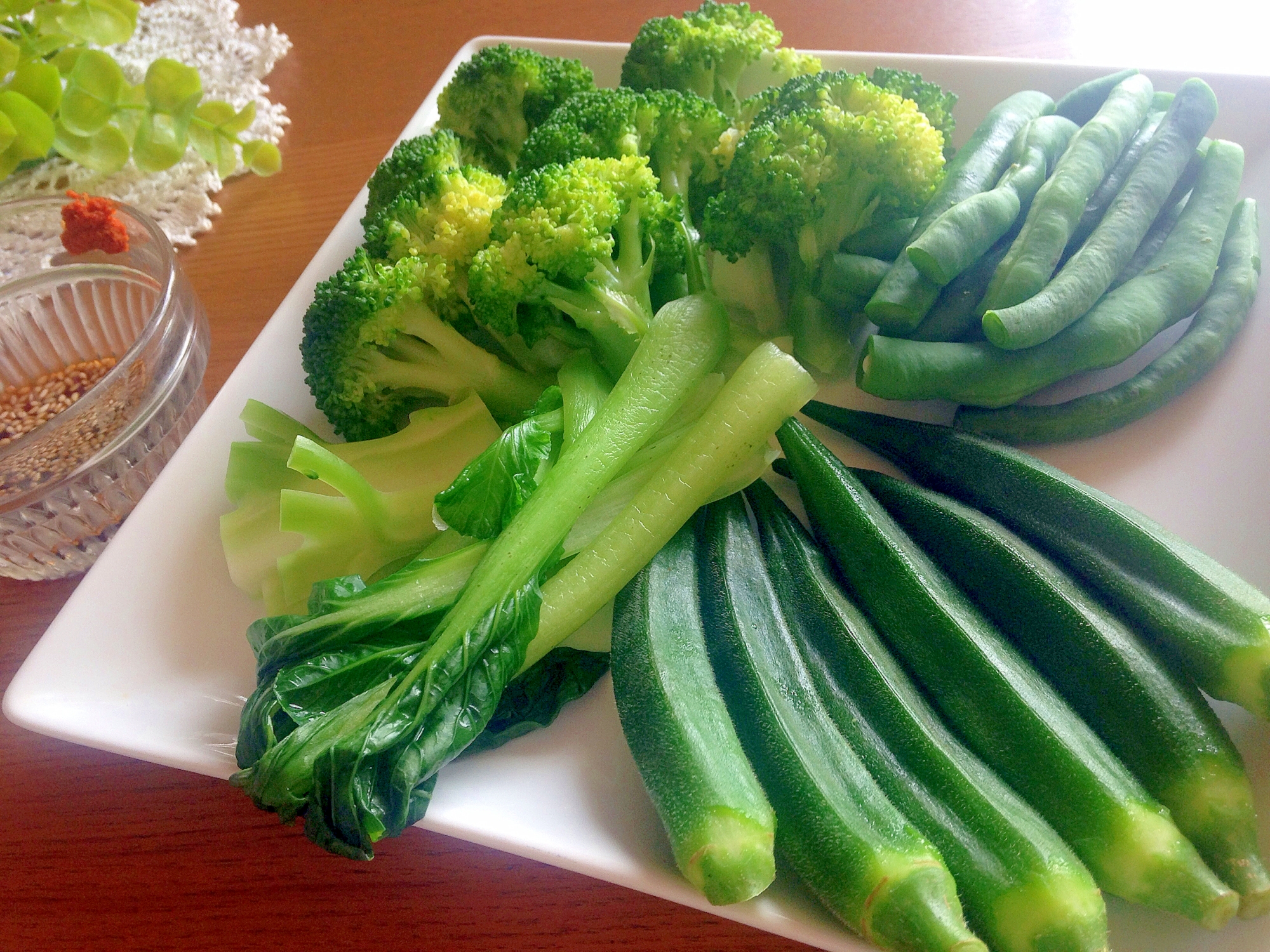 緑野菜たっぷりピリ辛温野菜