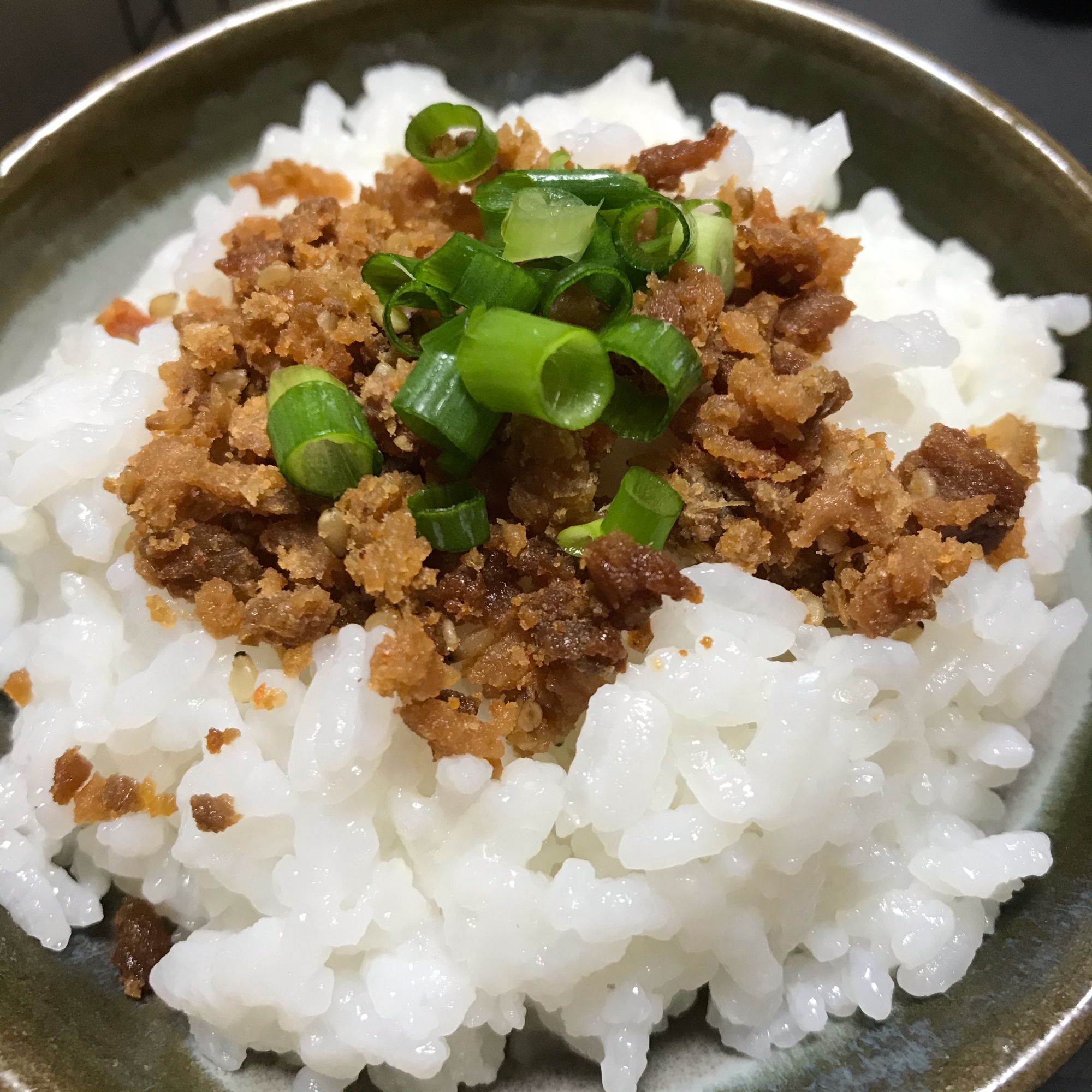 ツナ缶ふりかけご飯