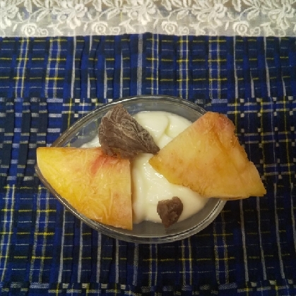 はじゃじゃさん
こんにちは
朝食後のデザートでいただきました
先日買った桃の冷凍でつくりました