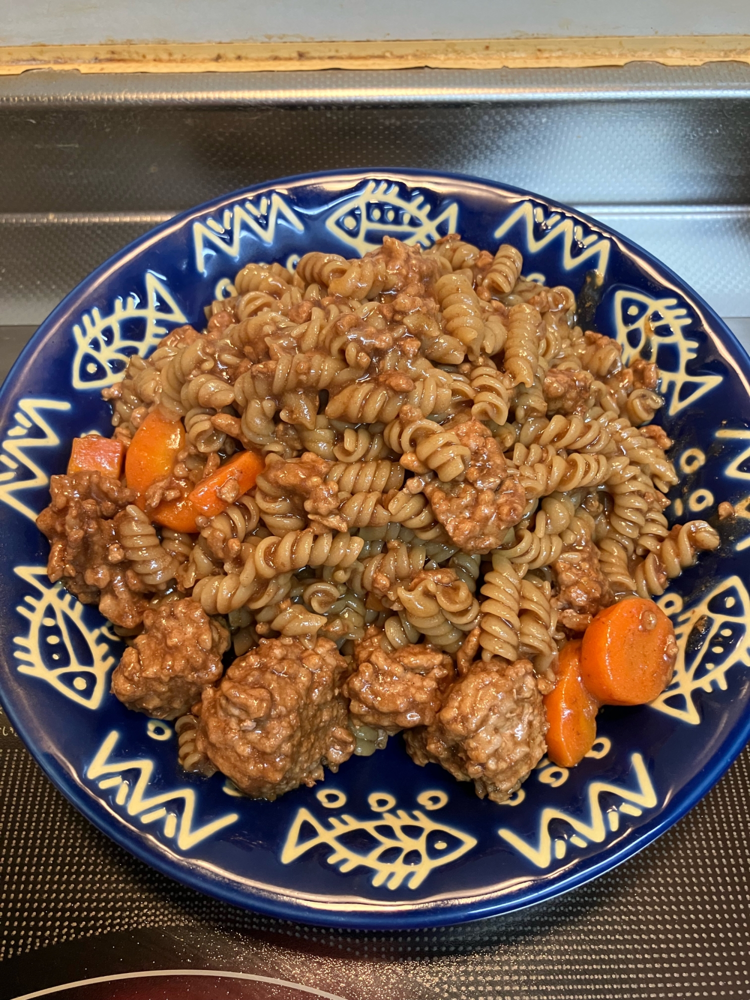 ビーフシチューのルゥde豚ひき肉のフジリ煮^_^