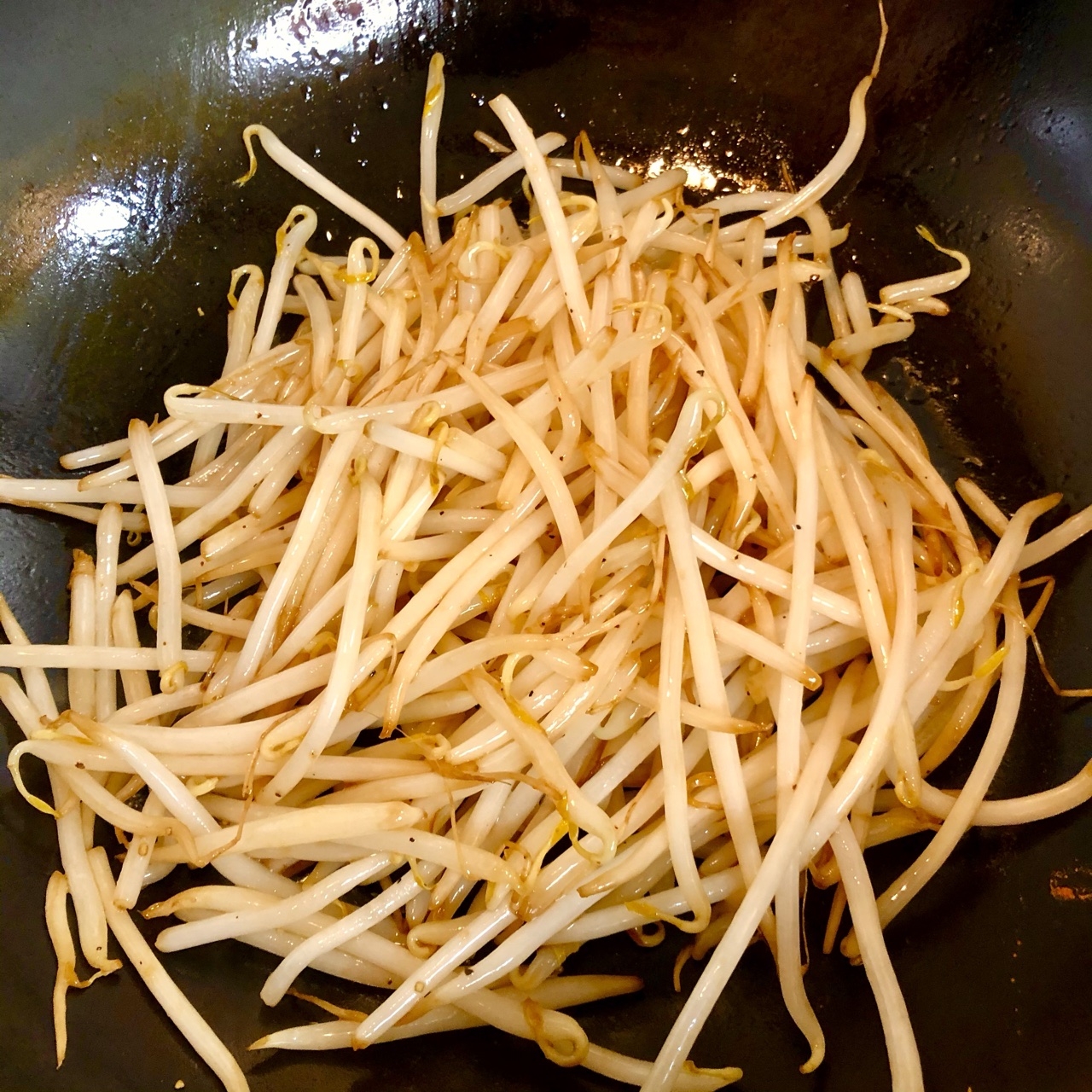 中華鍋で香ばしシャキシャキもやし炒め レシピ 作り方 By マヌカハニーの人 楽天レシピ 中華鍋で香ばしシャキシャキもやし炒め レシピ 作り方 By マヌカハニーの人 楽天レシピ