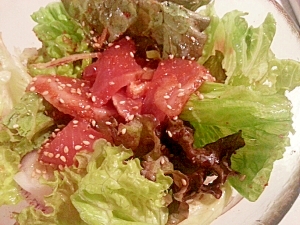 万能の素で♡カツオの韓国風お刺身サラダ