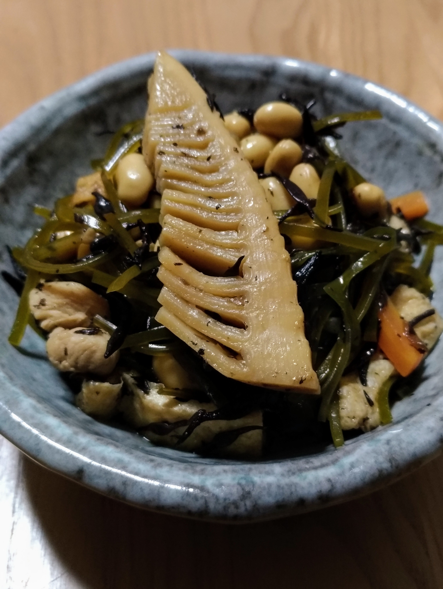 切り昆布とひじきの具だくさん煮