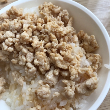 炊き立てごはんに乗せました♪
塩麹で作ると美味しいんですね！