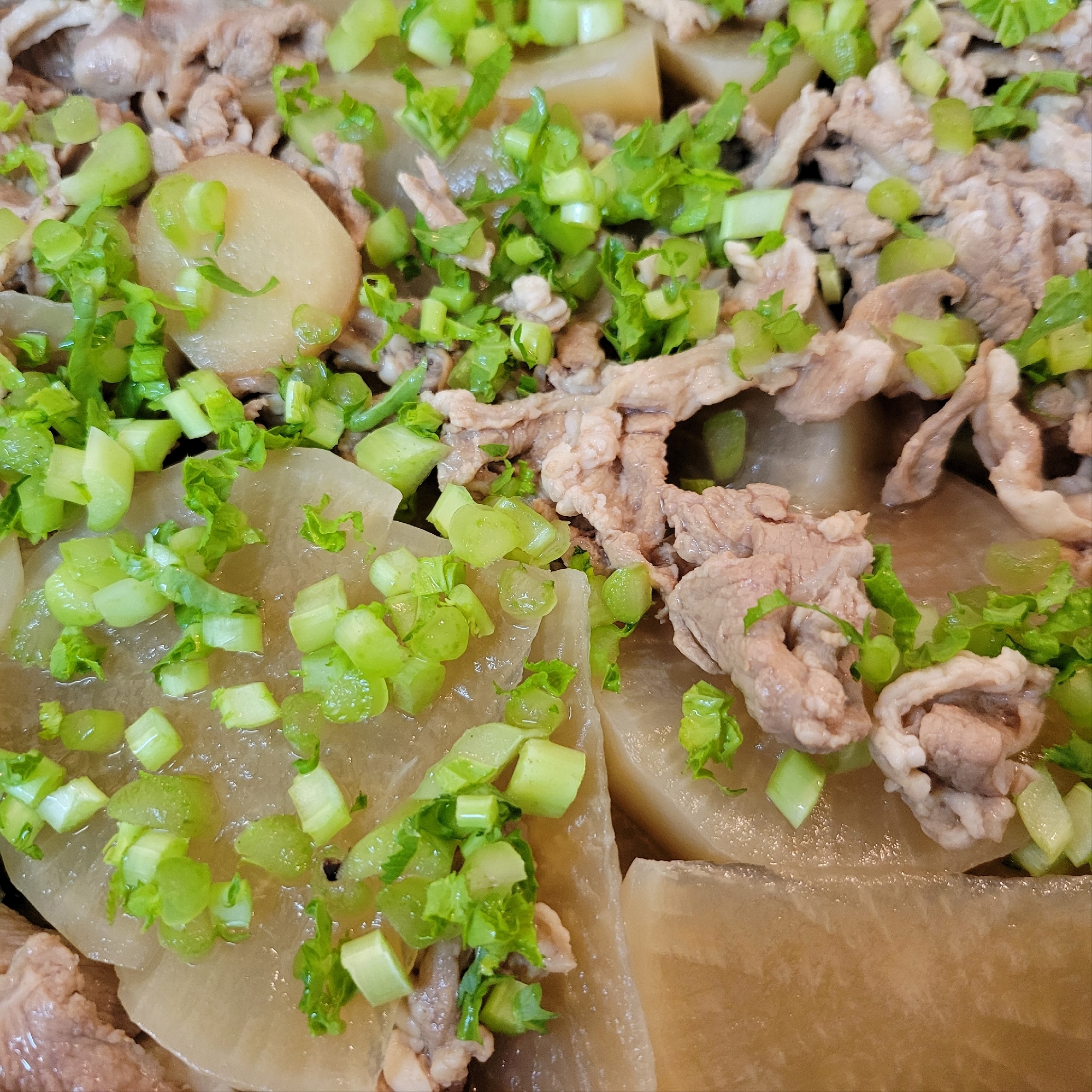 和食パーティーに♪大根と豚こま肉のめんつゆ煮♪