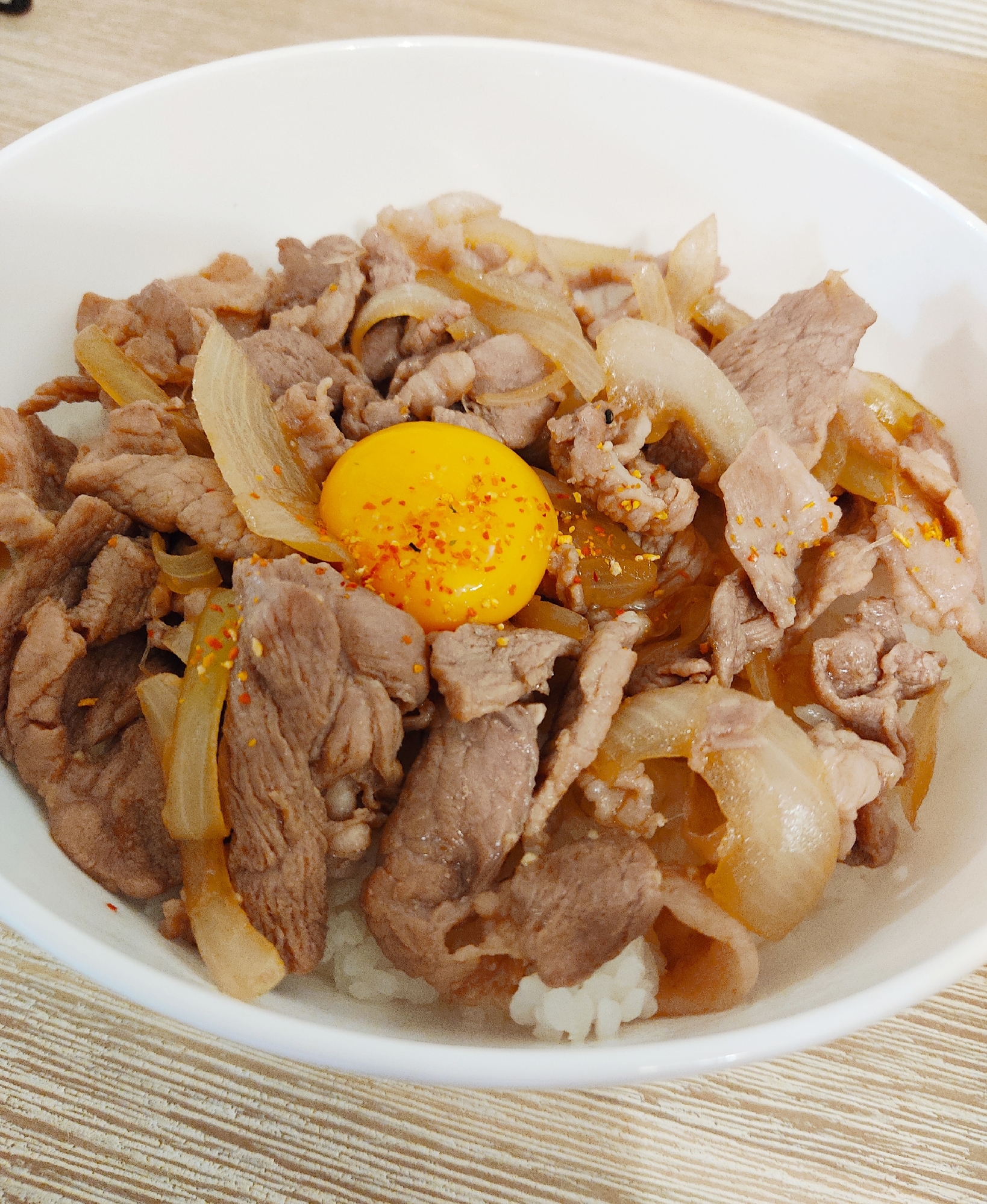 男子も大満足☆ガッツリ豚肉のスタミナ丼