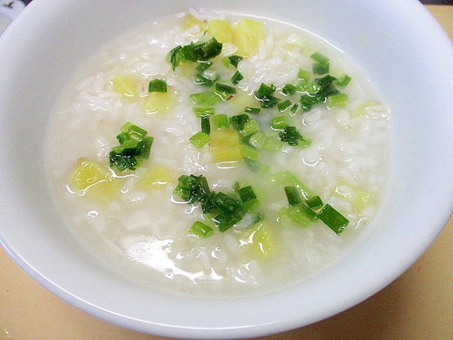 もち麦入り冷ご飯とさつま芋のお粥