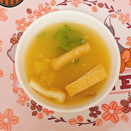 さつまいもと芽キャベツの味噌汁