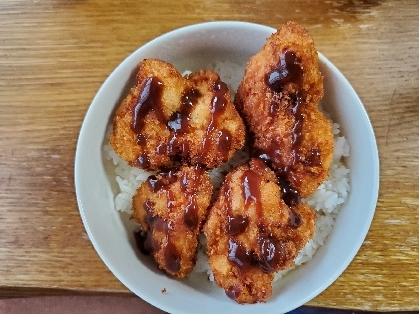 いつもより簡単 衣に玉子を使わない ソースかつ丼