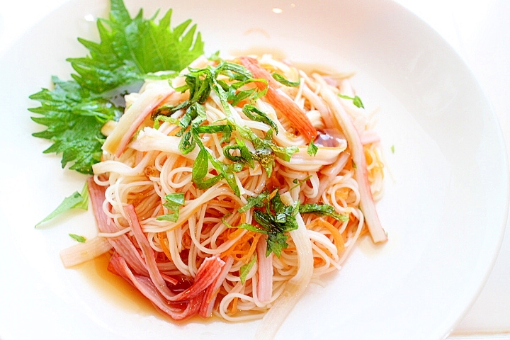 ニンジンでボリュームアップ！素麺の麺つゆジュレがけ