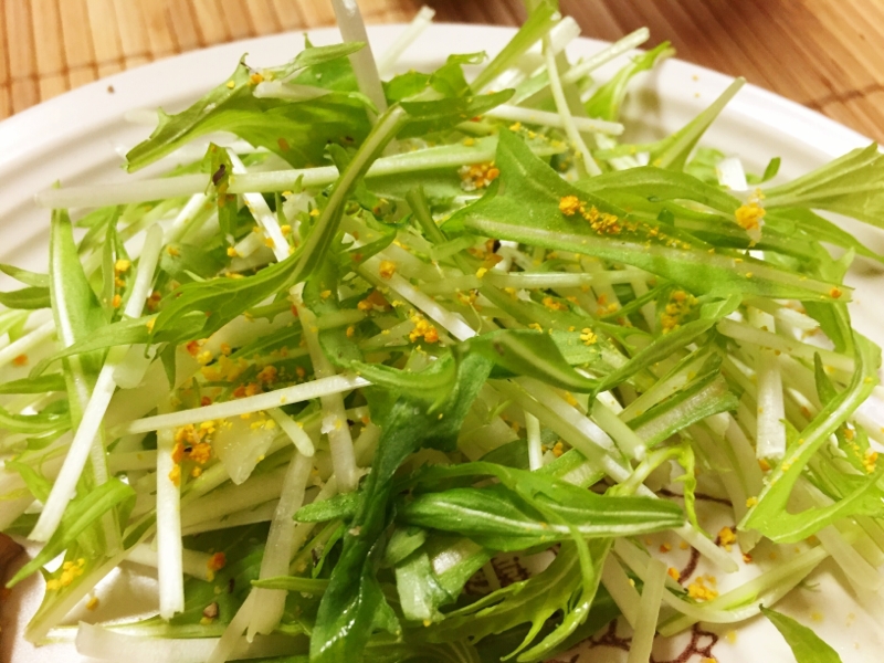 シャキシャキ！みかん風味の水菜シンプルサラダ