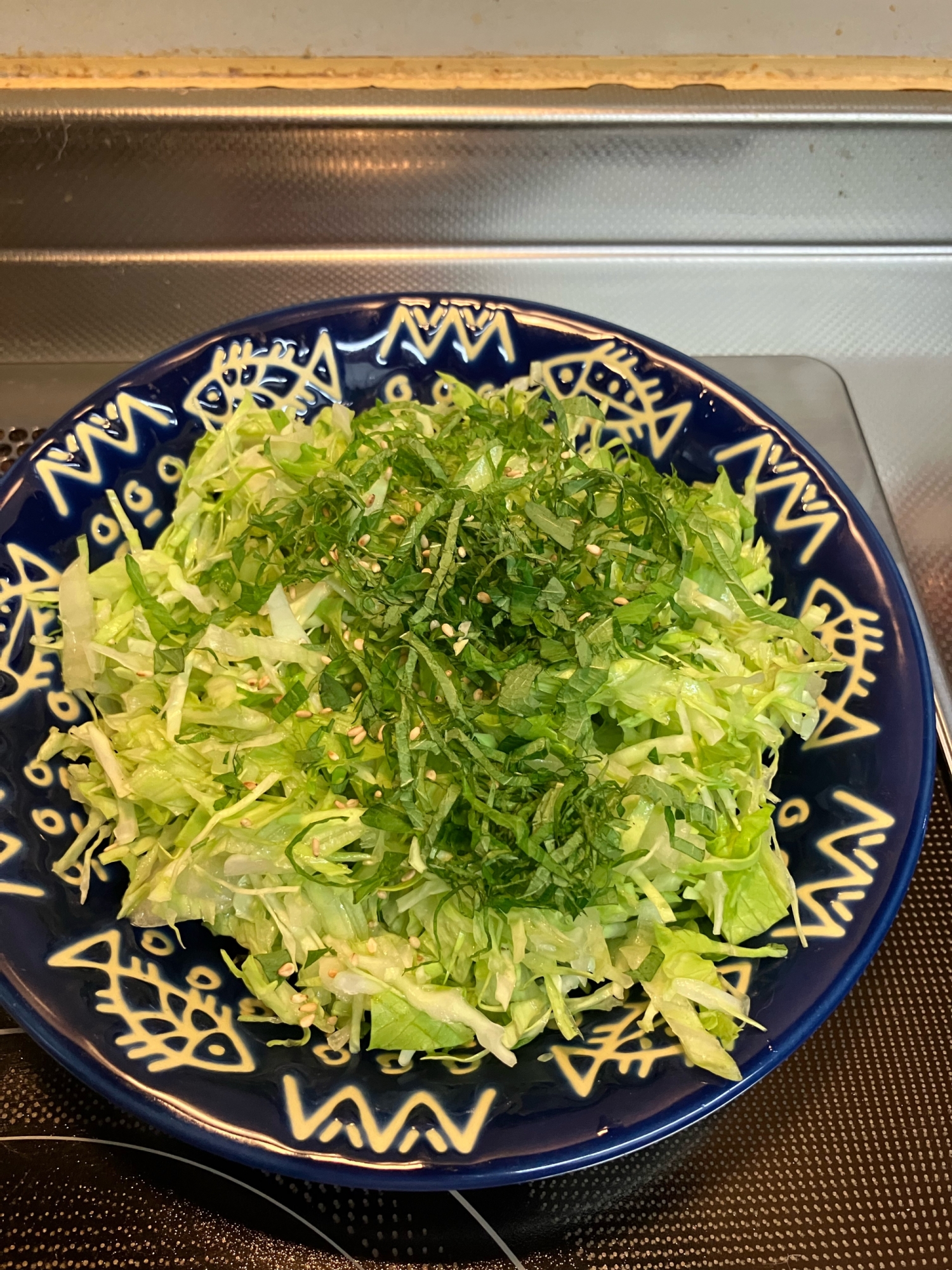 キャベツとレタスと大葉のシャキシャキサラダ^_^