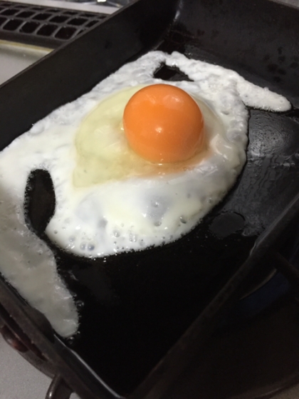 あ〜ら不思議⁉冷凍卵で目玉焼き