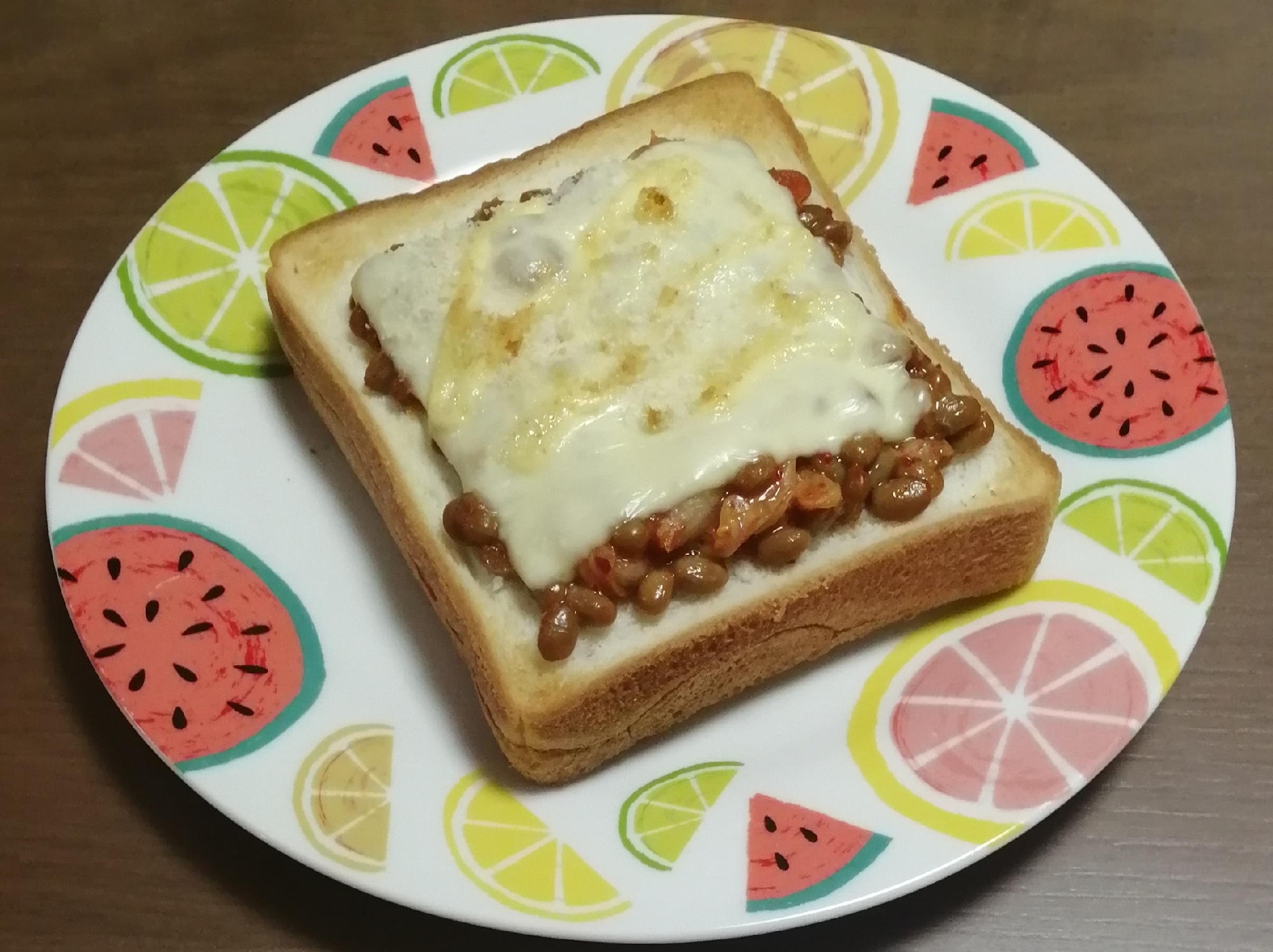 サクサクキムチ納豆トースト