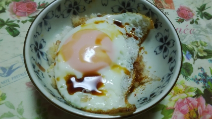 お手軽目玉焼きご飯