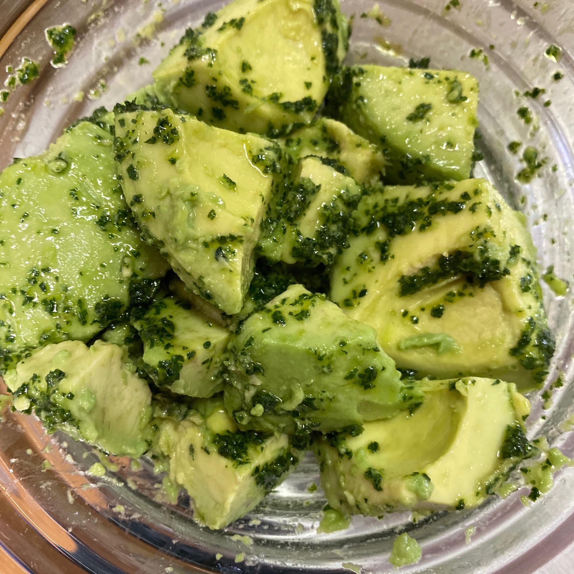 アボカドのパセリガーリックオイル和え