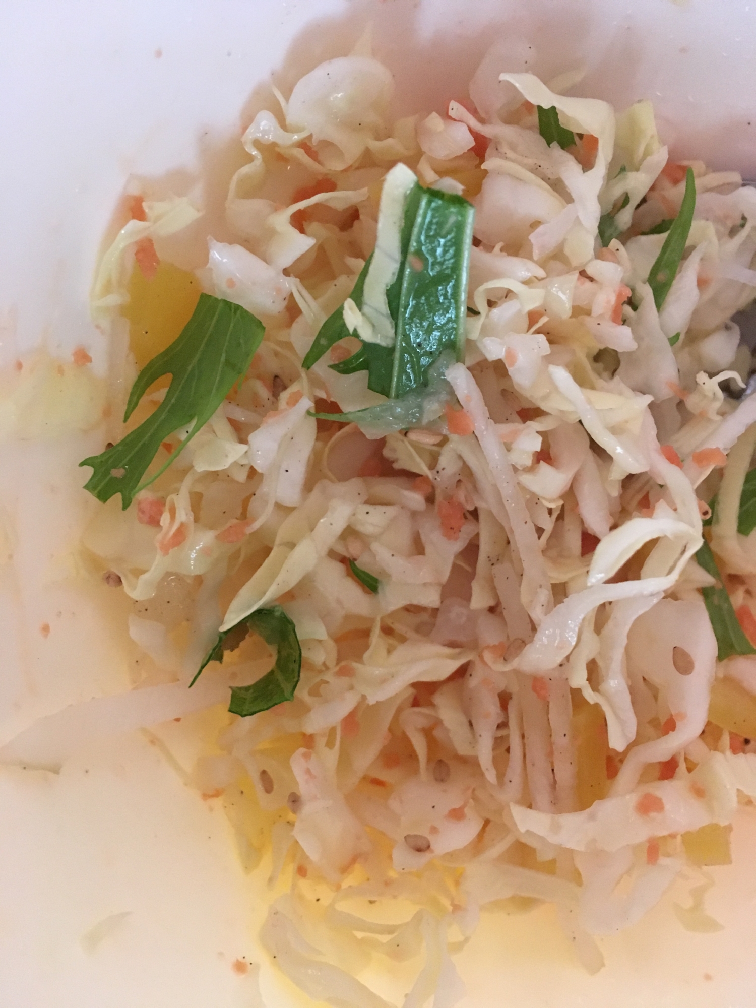 キャベツと水菜と大根の鮭マヨサラダ